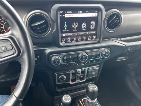 Used 2022 Jeep Wrangler Unlimited Sport image 9