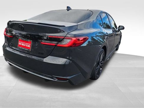Used 2025 Toyota Camry XSE AWD/4WD image 11