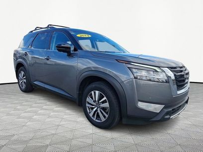 Used 2024 Nissan Pathfinder SL