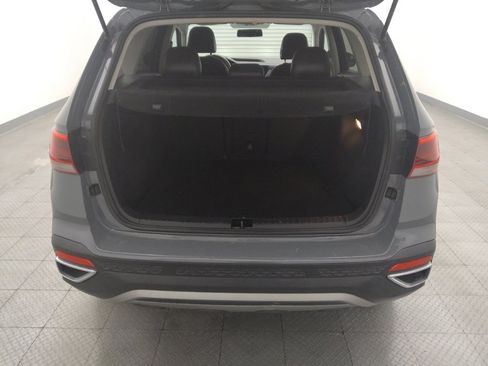 Used 2022 Volkswagen Taos SE image 29