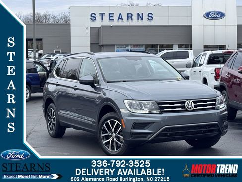 Used 2021 Volkswagen Tiguan SE w/ Panoramic Sunroof Package image 1
