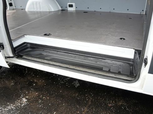 Used 2023 Mercedes-Benz Sprinter 2500 image 7