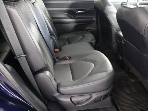 Used 2024 Toyota Grand Highlander Limited image 24