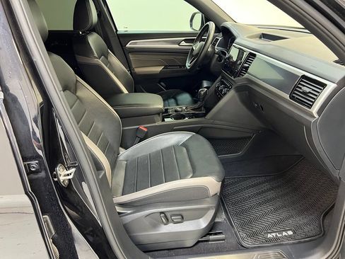 Used 2021 Volkswagen Atlas Cross Sport SEL Premium AWD/4WD image 34