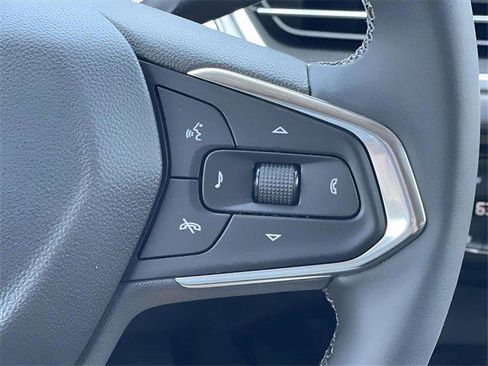 New 2025 Chevrolet Trax ACTIV w/ Driver Confidence Package image 15