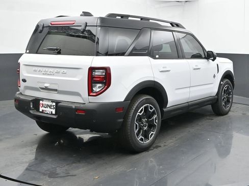 New 2025 Ford Bronco Sport Outer Banks w/ Outer Banks Tech Package+ image 9