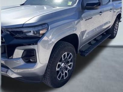 Used 2023 Chevrolet Colorado Z71 w/ Z71 Convenience Package 2