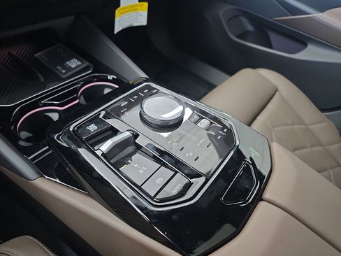 New 2026 BMW 530i w/ Premium Package image 19