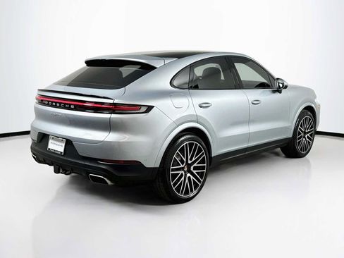 Certified 2025 Porsche Cayenne Coupe AWD/4WD image 9