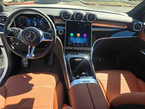 Used 2026 Mercedes-Benz GLC 300 image 22