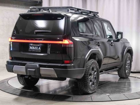 Used 2024 Lexus GX 550 AWD/4WD image 4