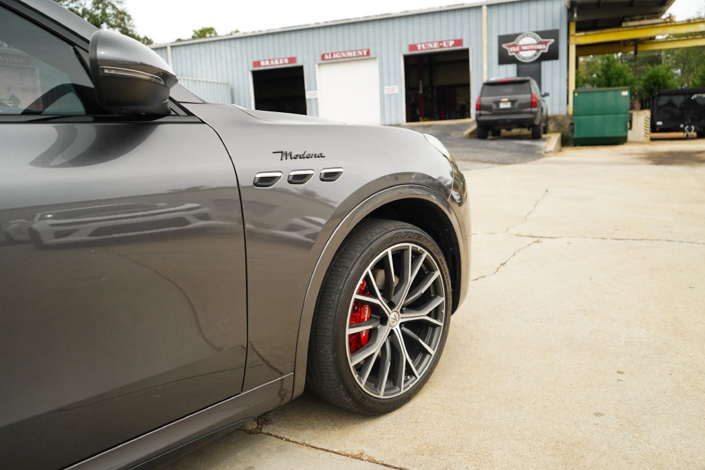 Used 2023 Maserati Grecale Modena AWD/4WD image 19