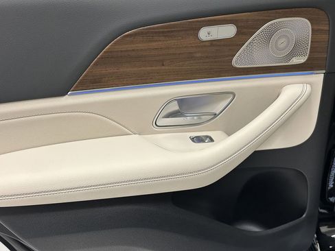 Certified 2024 Mercedes-Benz GLE 450 4MATIC image 24