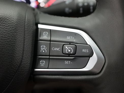 Used 2024 Jeep Compass Limited AWD/4WD image 21