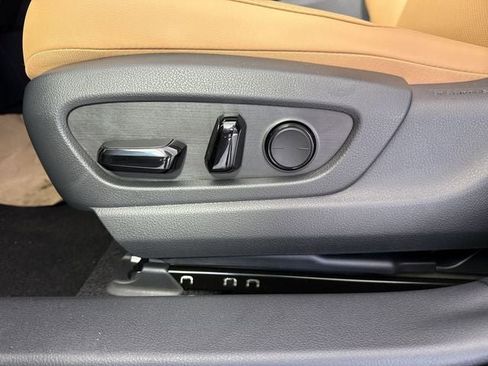 New 2026 Lexus UX 300h AWD image 20