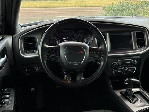 Used 2022 Dodge Charger SXT w/ Blacktop Package RWD image 6