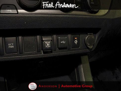 Used 2021 Toyota Tacoma TRD Off-Road AWD/4WD image 14