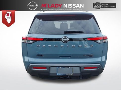 New 2026 Nissan Pathfinder Platinum image 6
