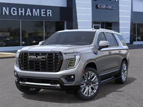 New 2026 GMC Yukon Denali Ultimate w/ LPO, Floor Liner Package AWD/4WD image 6
