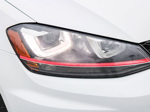 Used 2015 Volkswagen GTI 4-Door FWD image 4
