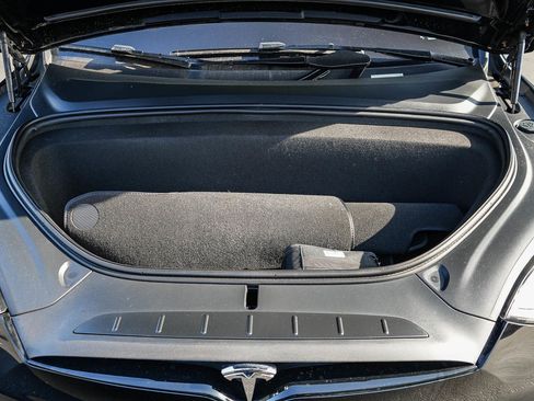 Used 2023 Tesla Model X AWD/4WD image 25