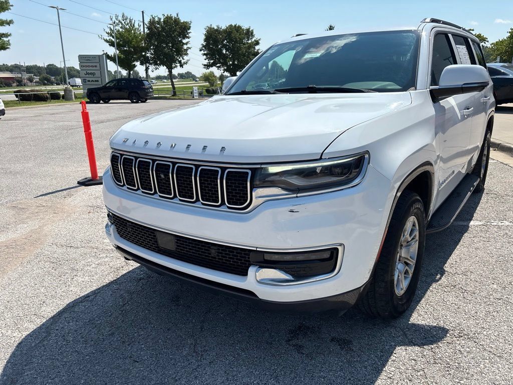 Used 2022 Jeep Wagoneer Series I w/ Convenience Group I AWD/4WD image 11