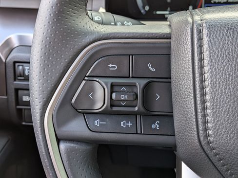 Used 2025 Toyota 4Runner TRD Sport Premium image 25