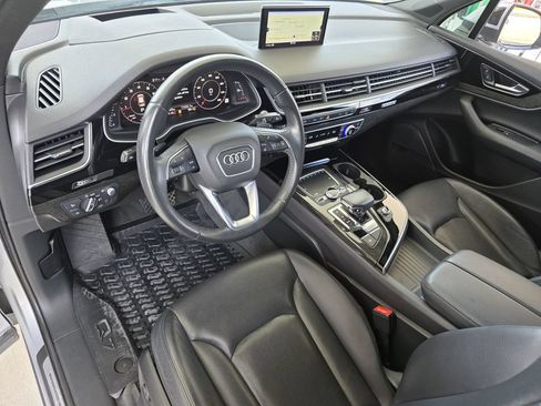 Used 2018 Audi Q7 3.0T Prestige w/ Prestige Package AWD/4WD image 12