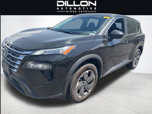 Used 2024 Nissan Rogue SV AWD/4WD image 17