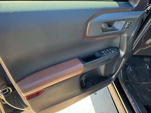 Used 2023 Ford Bronco Sport Outer Banks w/ Tech Package image 14