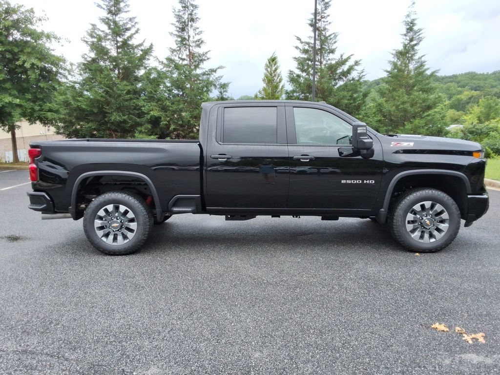 New 2026 Chevrolet Silverado 2500 Custom w/ Custom Value Package AWD/4WD image 4