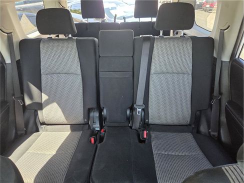 Used 2018 Toyota 4Runner SR5 AWD/4WD image 13