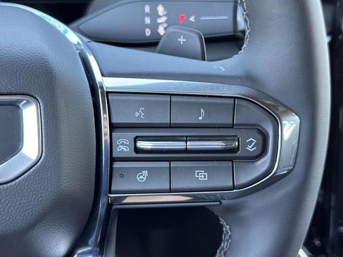 New 2026 GMC Yukon XL Denali w/ Denali Reserve Package image 10