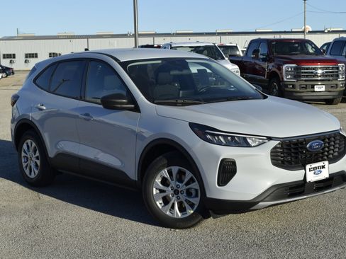 New 2026 Ford Escape Active image 3