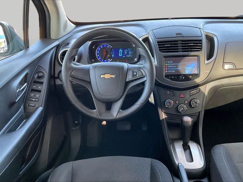Used 2016 Chevrolet Trax LS FWD image 6
