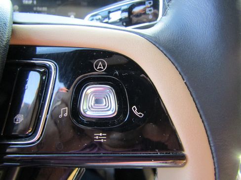 Used 2022 Lincoln Corsair Reserve w/ Equipment Group 201A image 26