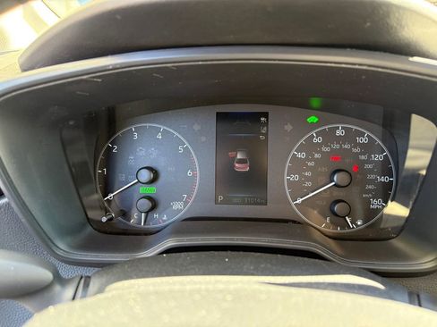 Used 2023 Toyota Corolla LE image 18