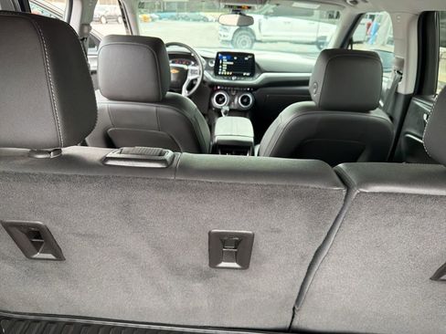 Used 2023 Chevrolet Blazer LT image 13