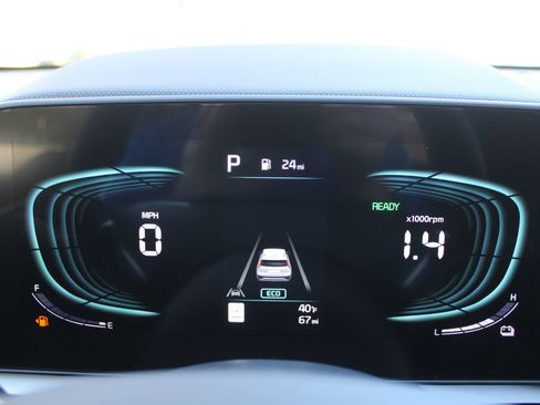 New 2026 Kia Niro LX FWD image 32