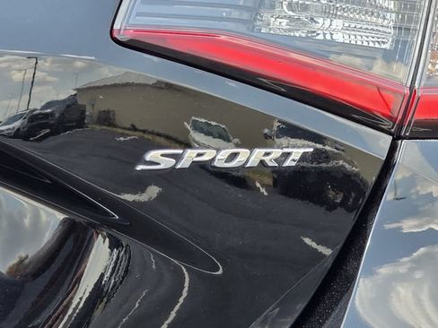 Used 2025 Honda Civic Sport image 29