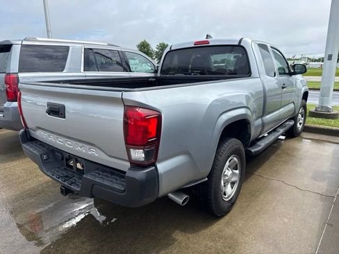 Used 2023 Toyota Tacoma SR RWD image 7
