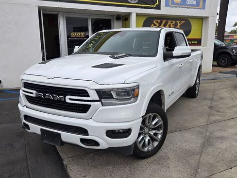 Used 2021 RAM 1500 Laramie AWD/4WD image 3