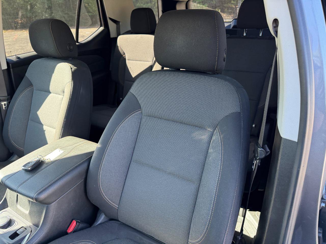 Used 2021 Chevrolet Traverse LS w/ LPO, Floor Liner Package FWD image 23