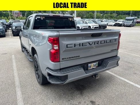 Used 2024 Chevrolet Silverado 1500 Custom w/ Turbomax Blackout Package AWD/4WD image 4