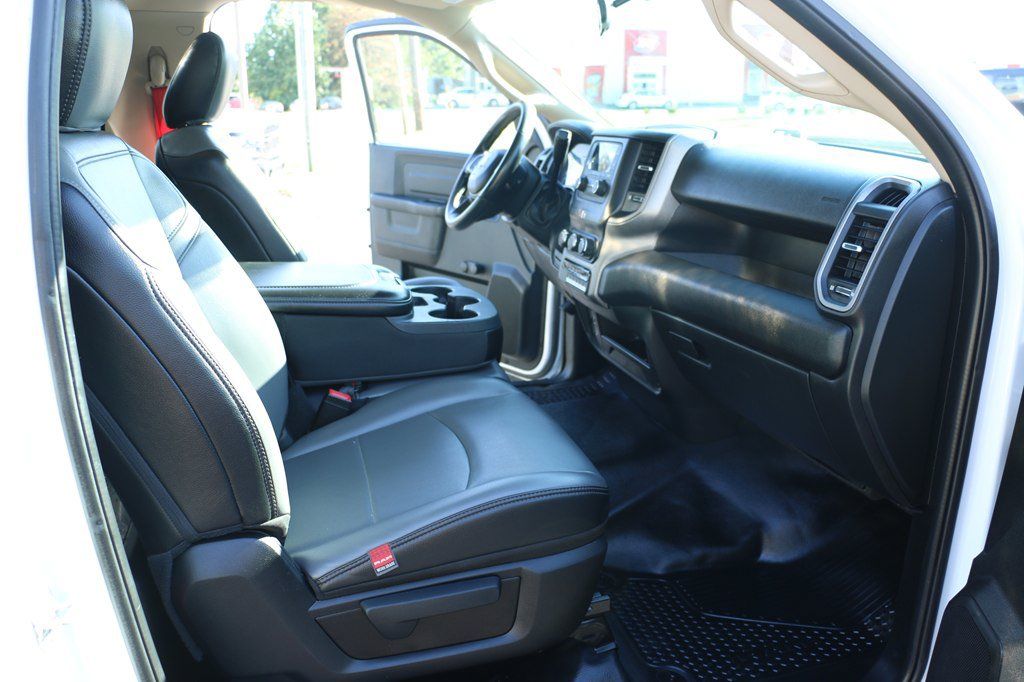 Used 2020 RAM 5500 Tradesman RWD image 23