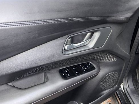 Certified 2023 Nissan Ariya FWD image 25