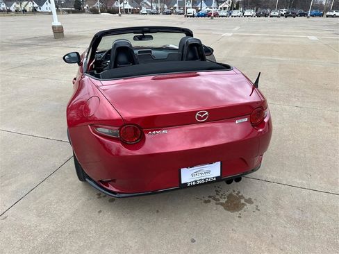 Used 2016 MAZDA MX-5 Miata Club image 21