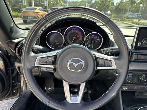 Used 2017 MAZDA MX-5 Miata RF Club image 47