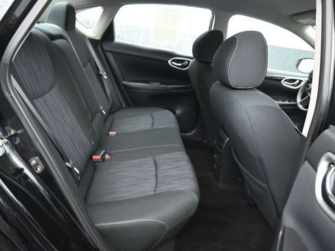 Used 2019 Nissan Sentra SV image 7