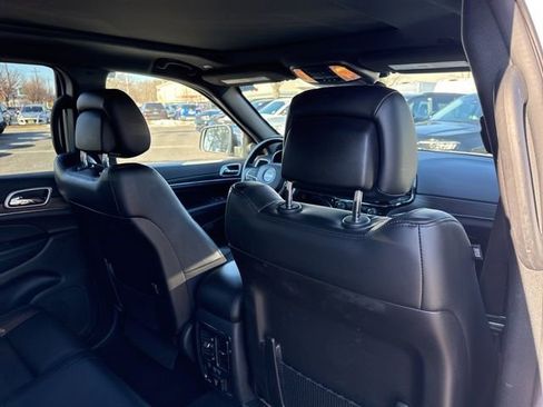 Certified 2022 Jeep Grand Cherokee Limited image 25